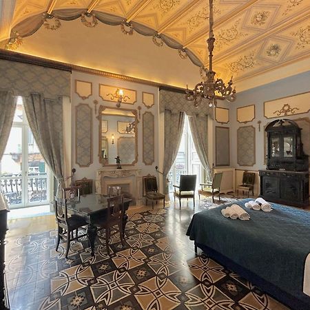 Готель Carafa Di Maddaloni Residenza Di Charme Неаполь Екстер'єр фото