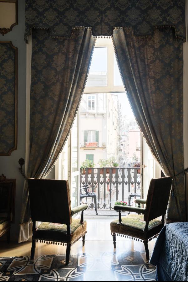 Готель Carafa Di Maddaloni Residenza Di Charme Неаполь Екстер'єр фото