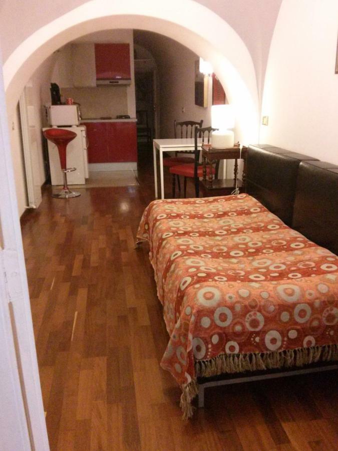 Готель Carafa Di Maddaloni Residenza Di Charme Неаполь Екстер'єр фото